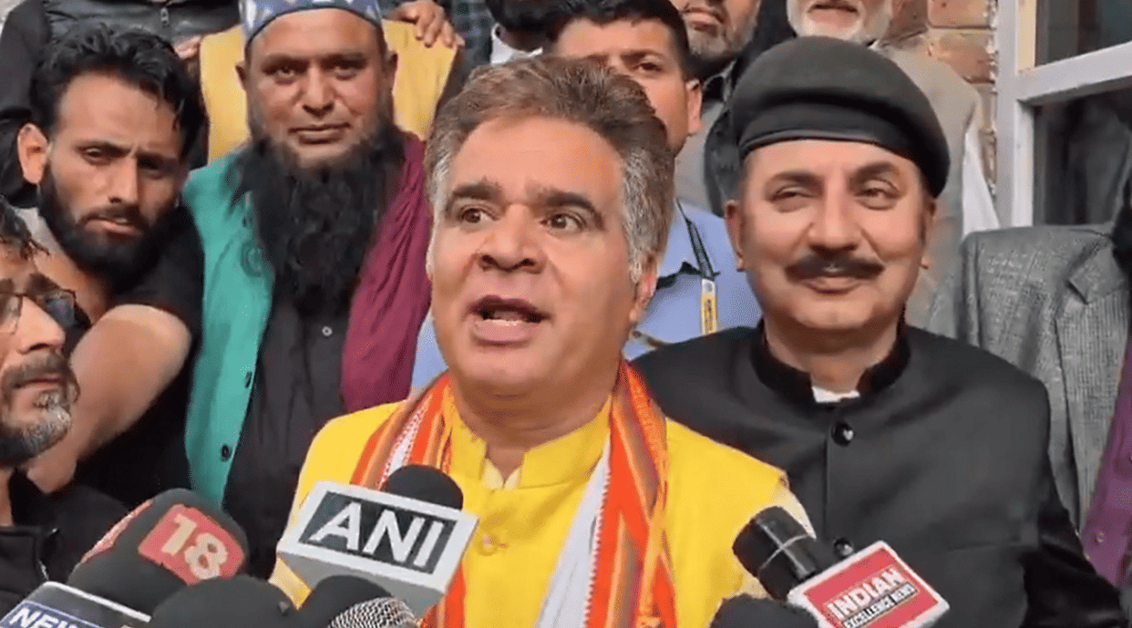 Ravinder Raina hits back at Congress protest in Anantnag EVMs were introduced during Congress