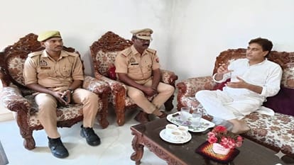 आप नेता हाउस अरेस्ट