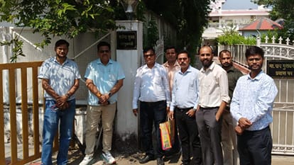 भोपाल में पटवारी संघ के पदाधिकारियों ने डिप्टी सीएम राजेंद्र शुक्ल से की मुलाकात