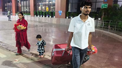 Train Cancellation Shivganga and Superfast Express trains running from Varanasi to Delhi cancelled