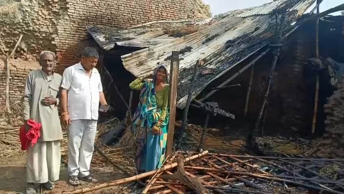 Auraiya Massive fire breaks out in house household goods and 12 goats scorched two goats in critical condition