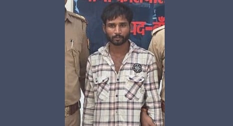 बांदा: मेडिकल कॉलेज चोरी कांड, 51 दिन बाद MP का शातिर गिरफ्तार, 11 लाख का माल और नकदी बरामद, अन्य की तलाश