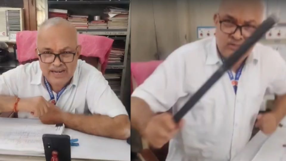 Dispute over train operation Lohian Khas station superintendent hits guard on head with stick