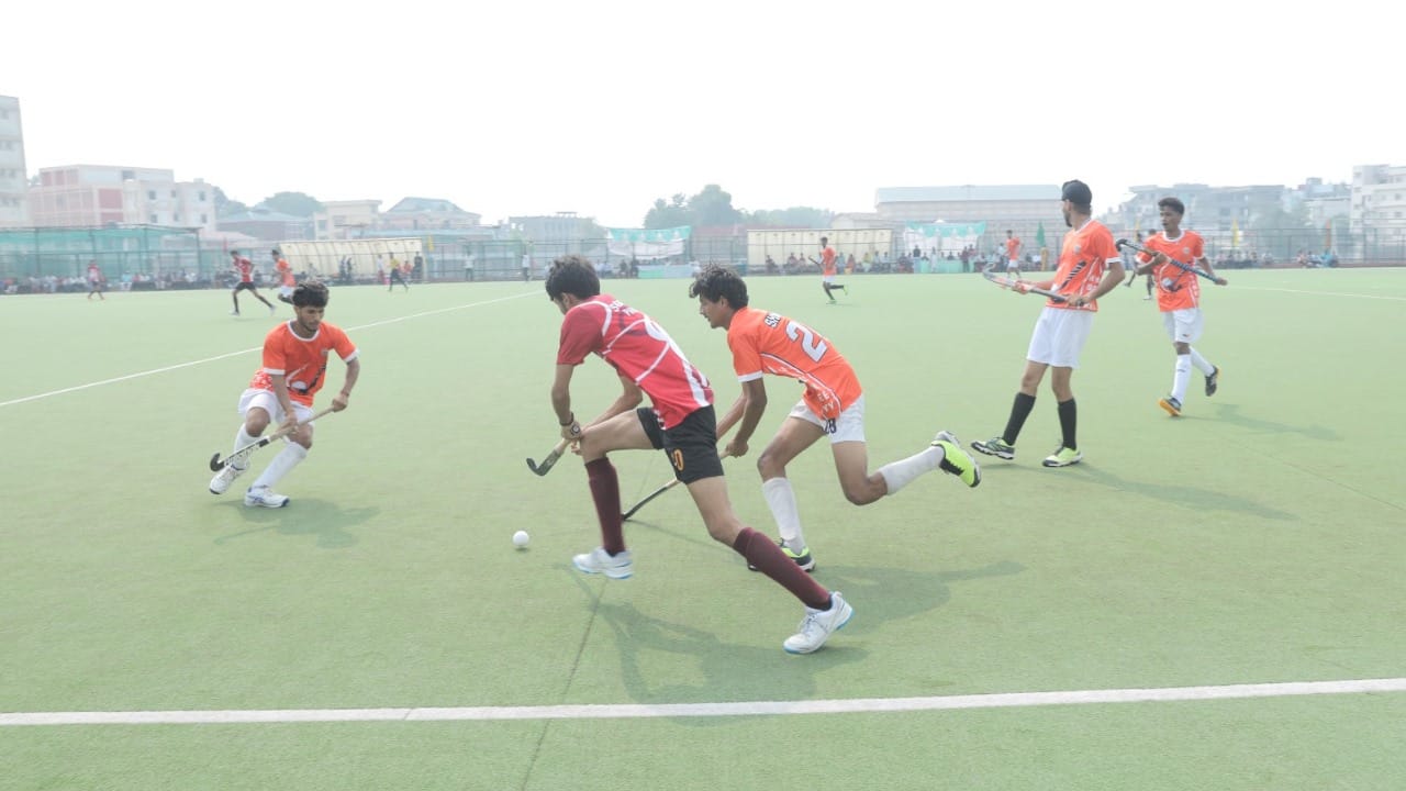 अंतर महाविद्यालय हॉकी प्रतियोगिता।