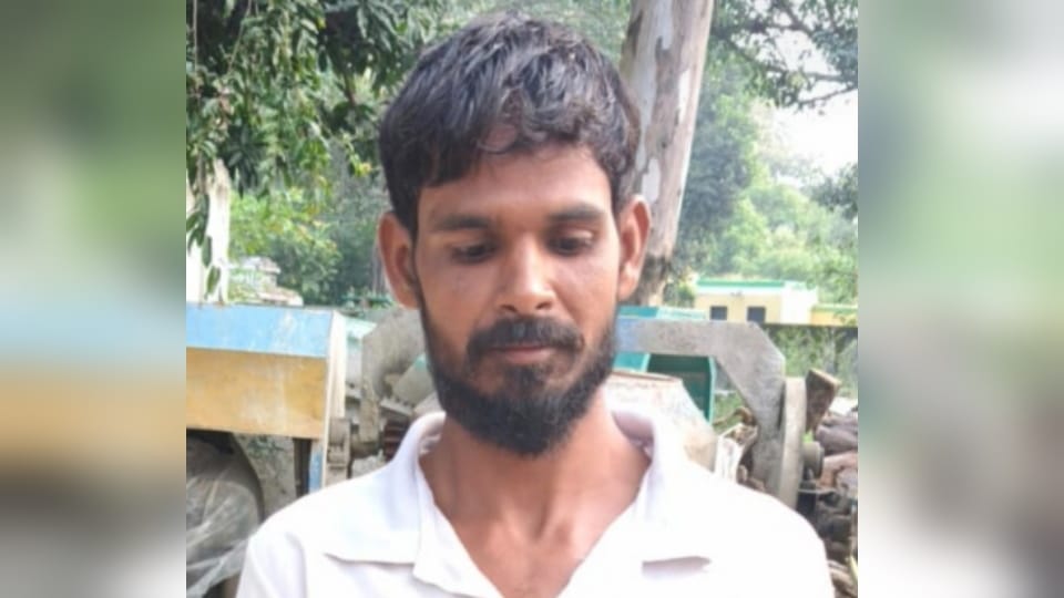 Contractual Sanitation Worker Found Dead at Home in Hastinapur, Reason Unclear