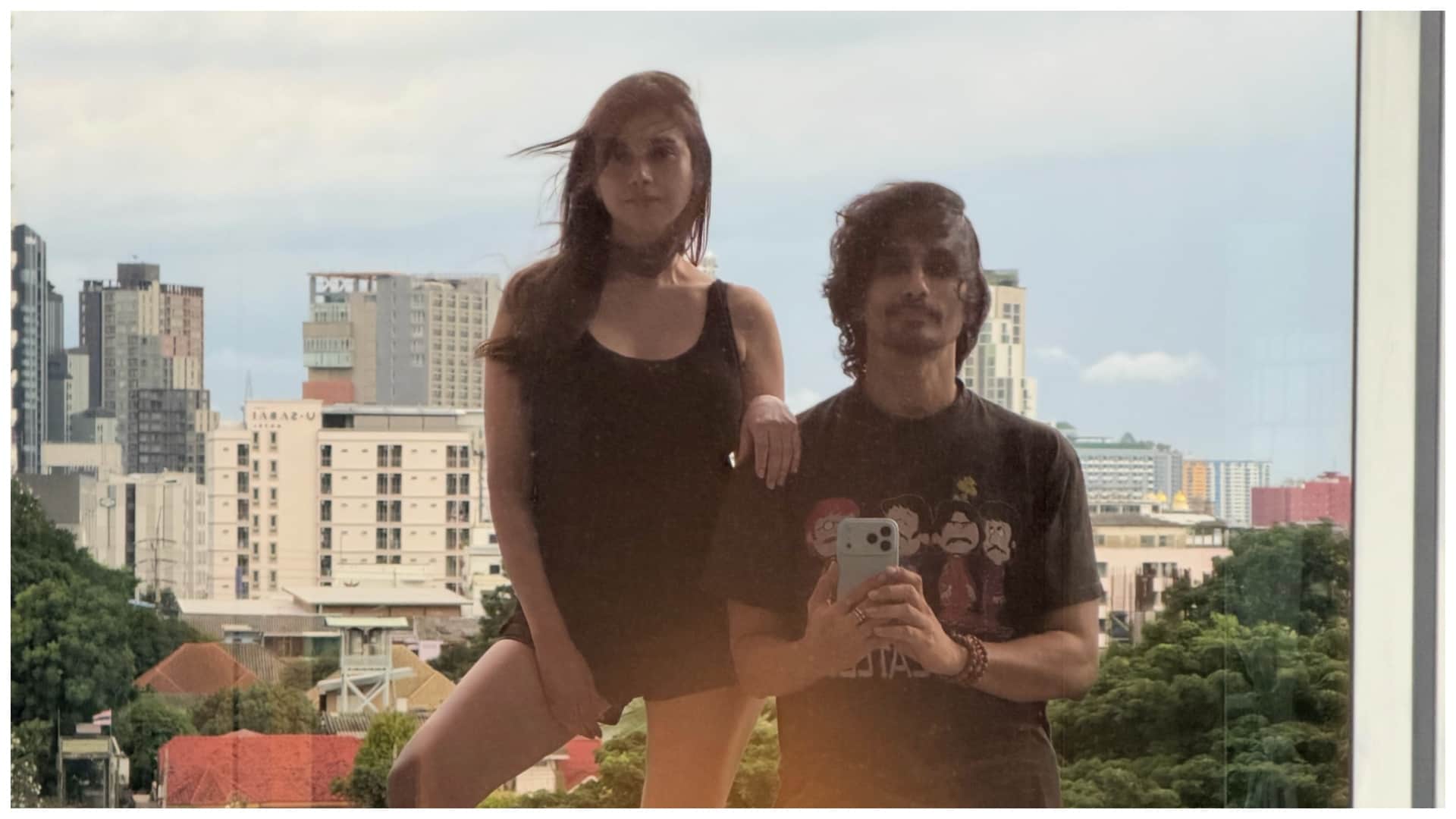 Aditi Rao Hydari in bangkok pose in pool with husband siddharth see photos