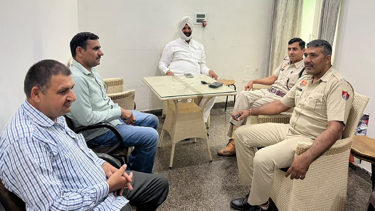 Congress and INSO leaders placed under house arrest; police gear up regarding Delhi protest in Panipat