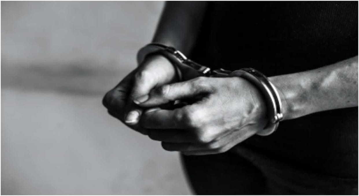 bihar eou gopalganj fake number plate scorpio auction case asi arrested