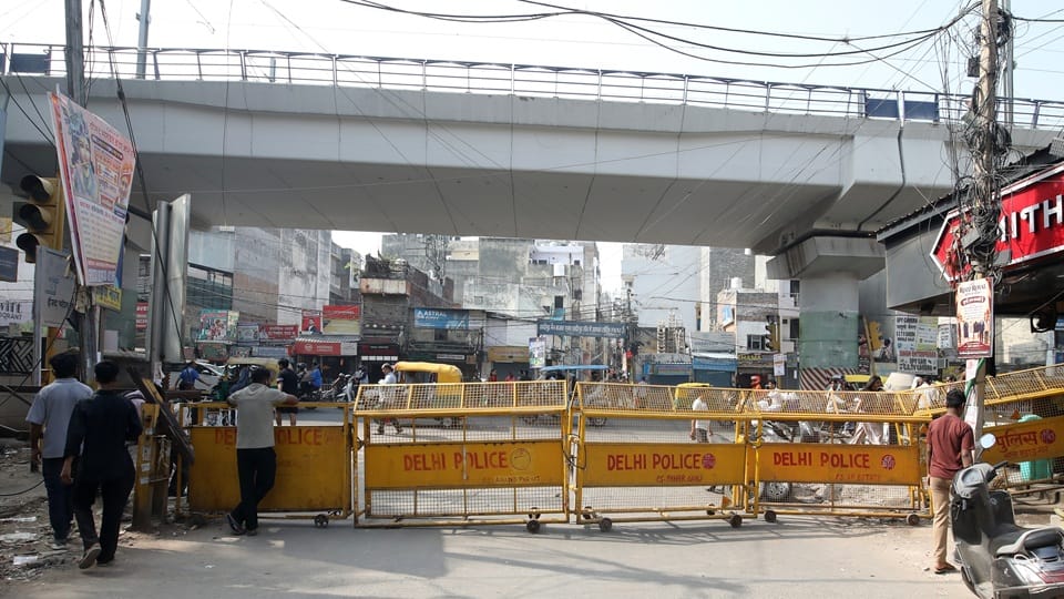 delhi protests affected foreign visitors they unable to tour tourist places