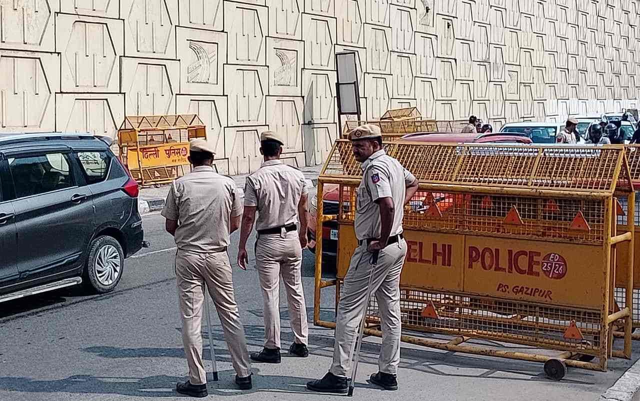 CJP protest in Delhi 100–150 protesters reached Connaught Place see photos
