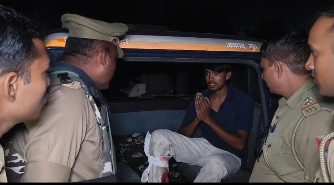 Muzaffarnagar: 25 हजार रुपये का इनामी मुठभेड़ के बाद गिरफ्तार, पैर में लगी गोली