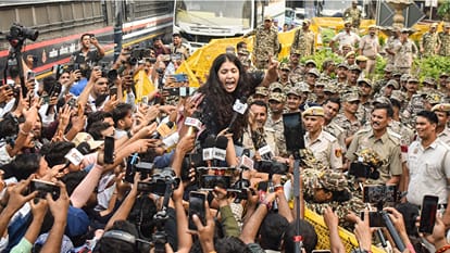 Aamir Khan Niece Zayn Marie Shows Injury Marks After Temporary Detention During Mumbai Protest