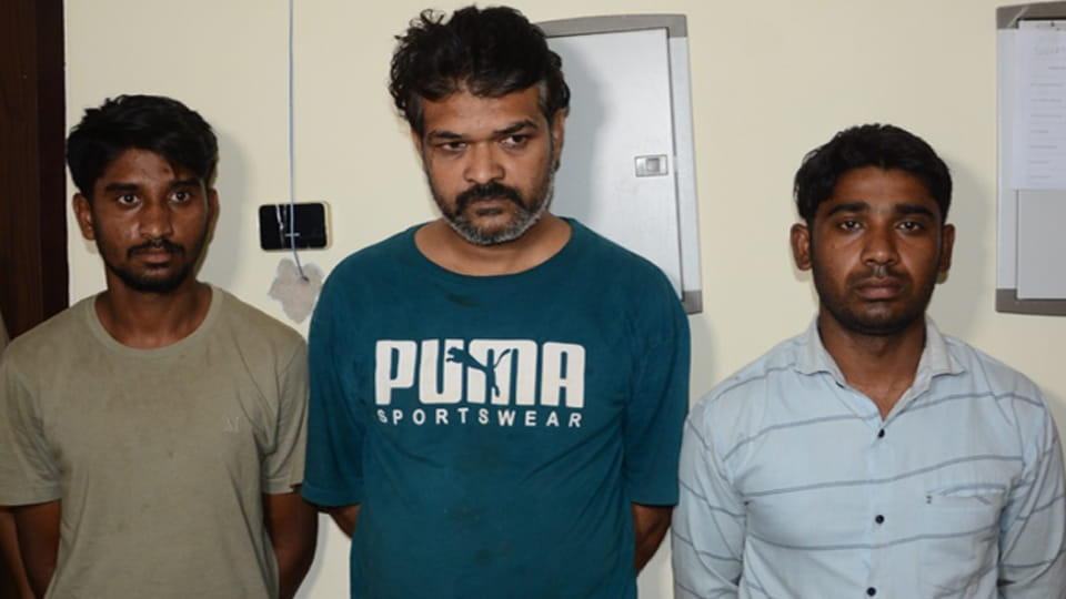 UP: 3 arrested for swindling ₹18.31 lakh via fake invoices on India MART