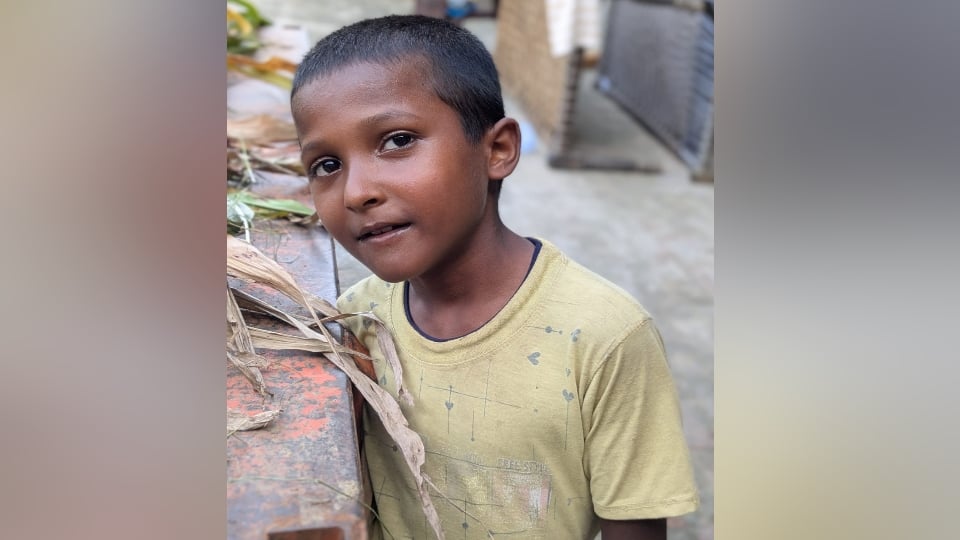 बागपत: ईंटों से भरी ट्रैक्टर-ट्रॉली की टक्कर से नौ साल के बालक की मौत, साथी घायल; कक्षा तीन में पढ़ता था हर्ष