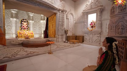 BJP MP and Actress Kangana Ranaut Visit Ayodhya Dham Offers Prayers To Ram Lalla shares photos On social Media