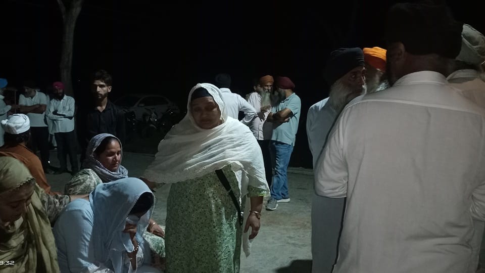 Washing center operator shot dead in Rampur four bullets fired into his chest Live footage of the murder