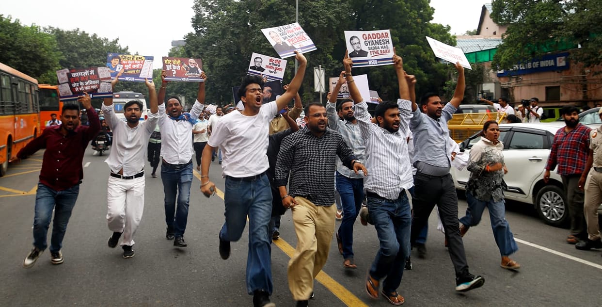 delhi police removes 300 social media posts fake news ai video protest