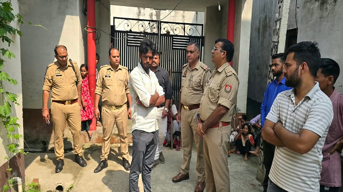 बरेली: घर में फंदे से लटका मिला विवाहिता का शव, छह माह पहले हुई थी शादी