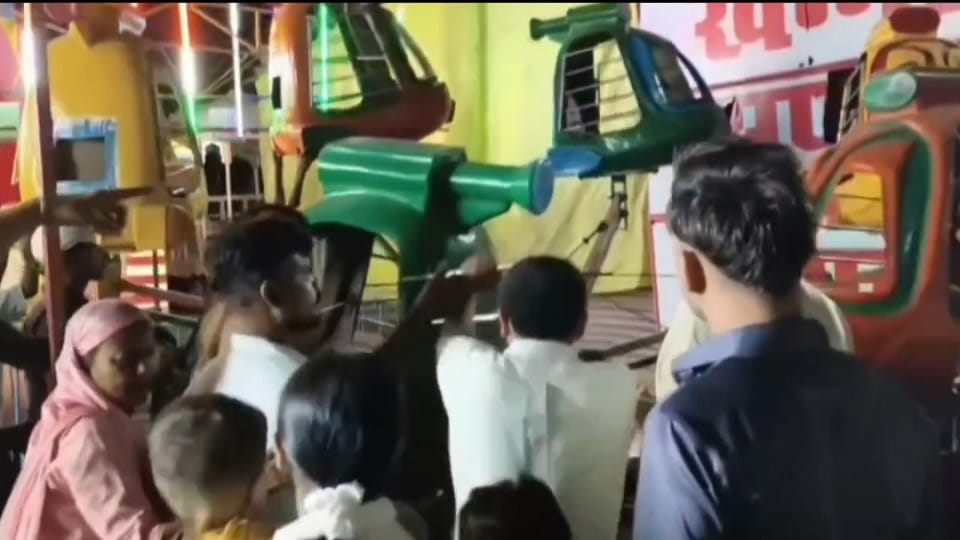 Four children left dangling in mid-air after window of moving ride cabin opened chaos and screaming ensued