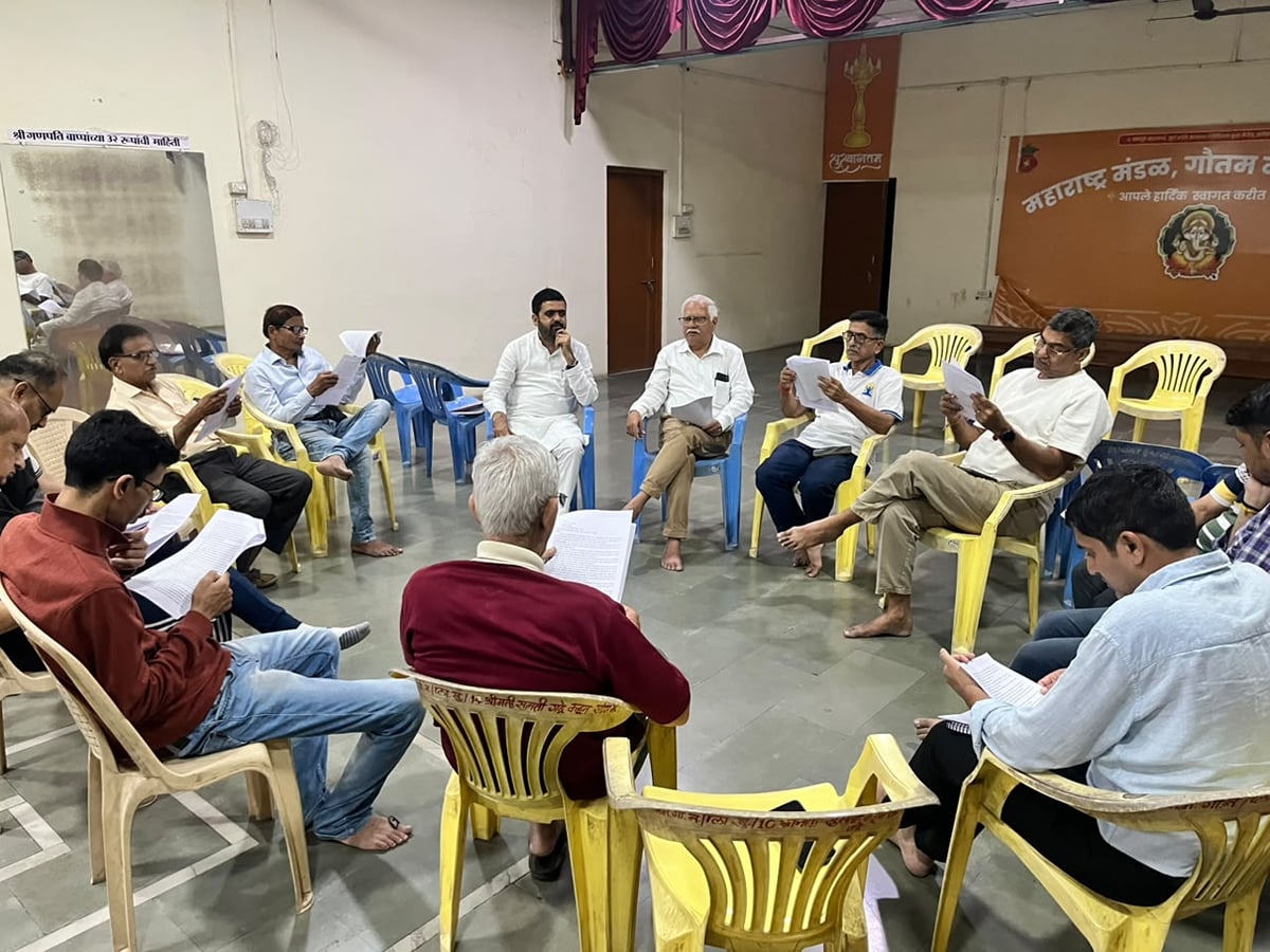 अरेरा कॉलोनी में आवासीय प्लॉटों पर 80 से ज्यादा कारोबार: रहवासियों ने निगम को घेरा, सीलिंग की मांग