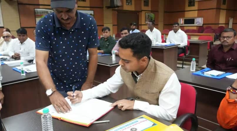 Shivraj's son Kartikeya enters the sports arena: Elected unopposed as President of the MP Volleyball Associati