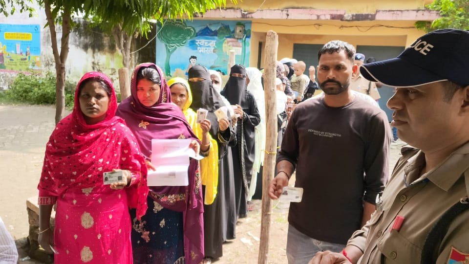 हरलालपुर में प्रधान उपचुनाव