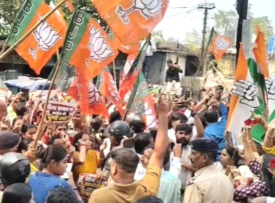jamshedpur-bjp-congress-workers-clash-jnu-case-stone-pelting