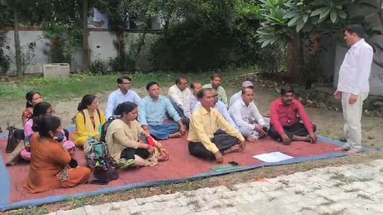 Shiksha Mitras staged a protest at the BSA office premises in Pilibhit