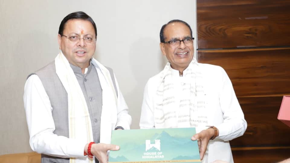 Uttarakhand Proposals for 315 roads to get green light soon CM Dhami met Shivraj Singh Chouhan