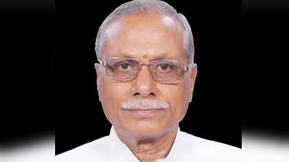 Uttarakhand Newly appointed Governor Dr Dhal Singh Bisen arrives in Dehradun Today