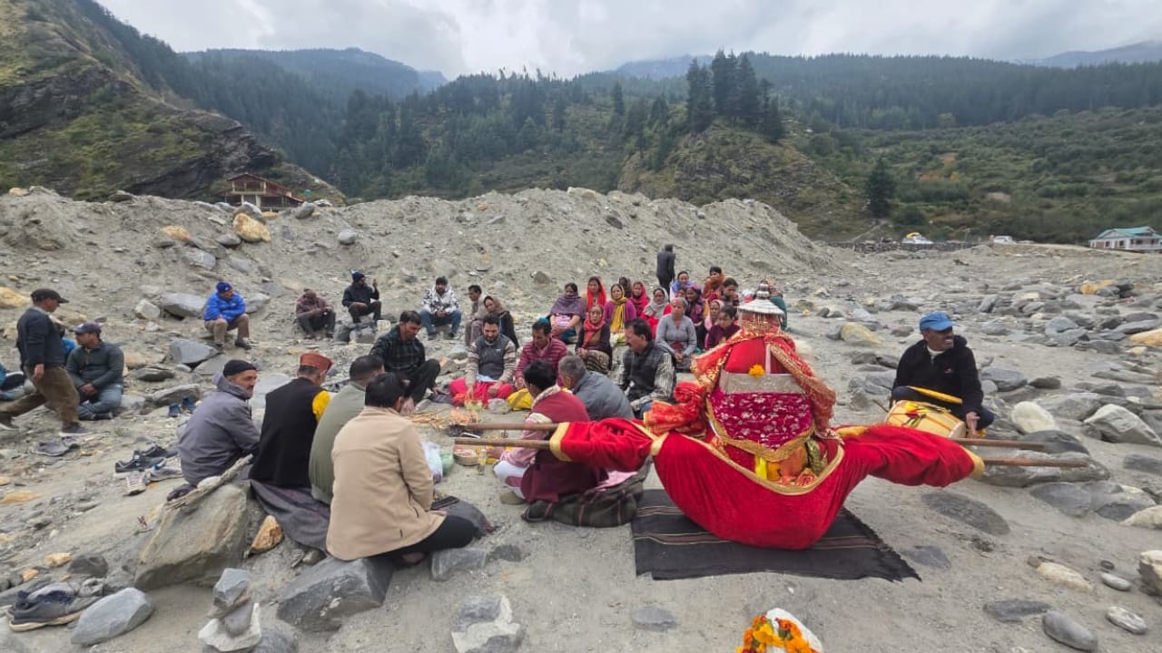 दबे प्राचिन कल्प केदार मंदिर के जीर्णोद्धार के लिए खुदाई शुरू कर
