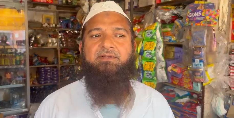 Thief Steals Bag Containing 1.5 Lakh from Trader’s Scooter in Broad Daylight