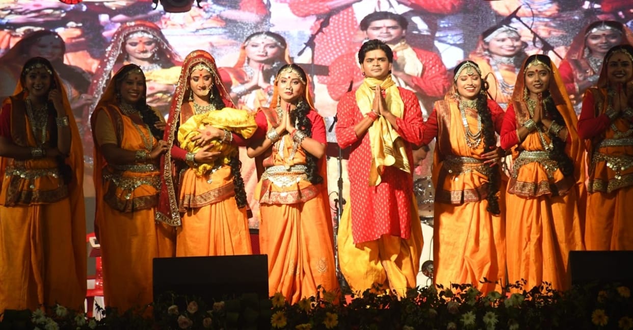 Devotional Music, Sufi Melodies and Maithili Folk Dances Light Up Patna Dussehra Fest