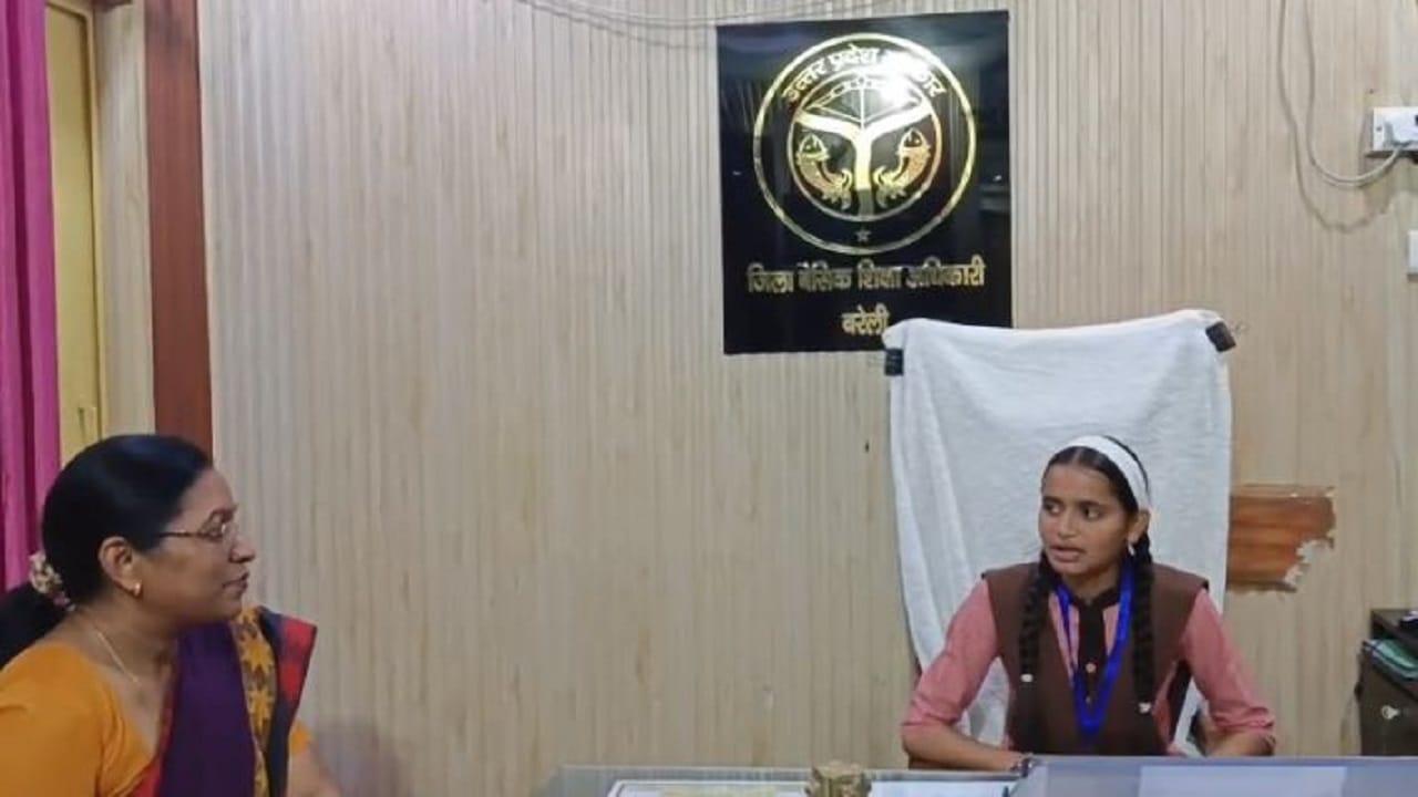 छात्रा शालिनी बनीं एक दिन की बीएसए