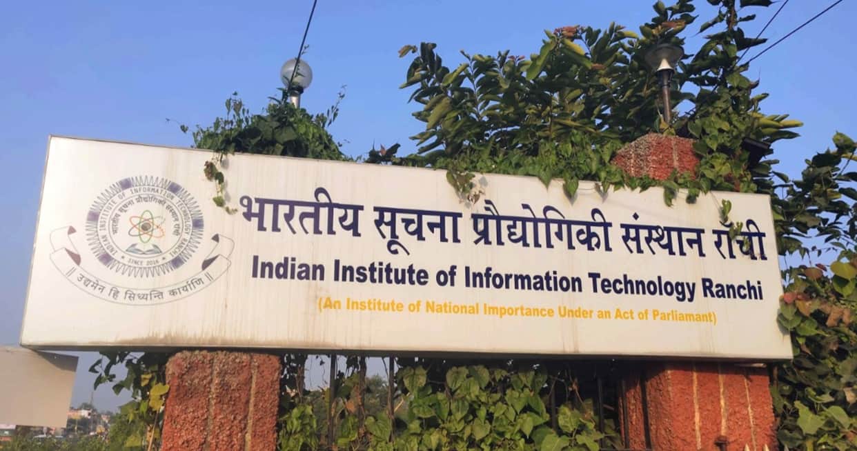 iiit-ranchi-student-aditya-death-protest-director-resignation-demand