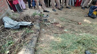 Villager murdered by having his head smashed with a brick three family members injured in Budaun