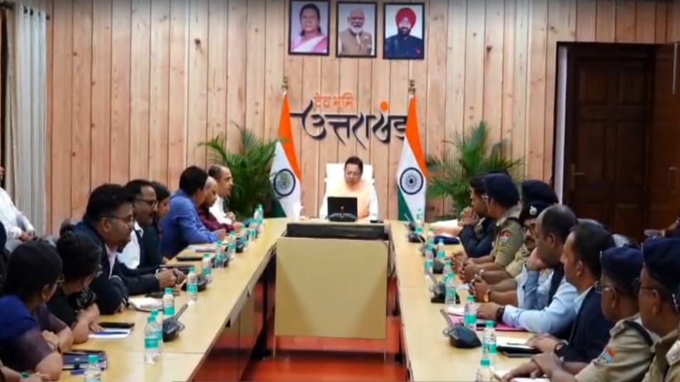 CM Dhami holds high-level meeting in Dehradun Home Secretary DMs ssp both Divisional Commissioner attends
