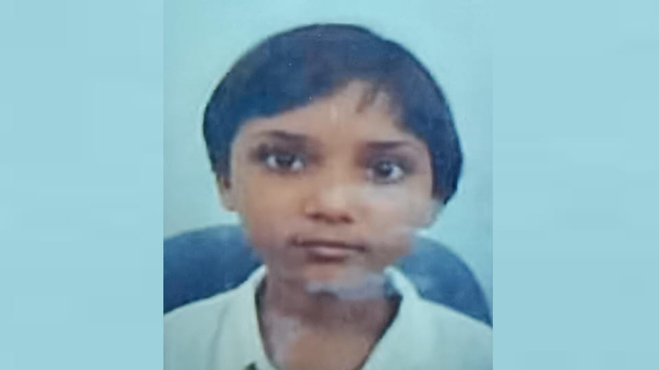 Kanpur: Sanjoli was traumatized after witnessing a suicide; she took her own life by hanging