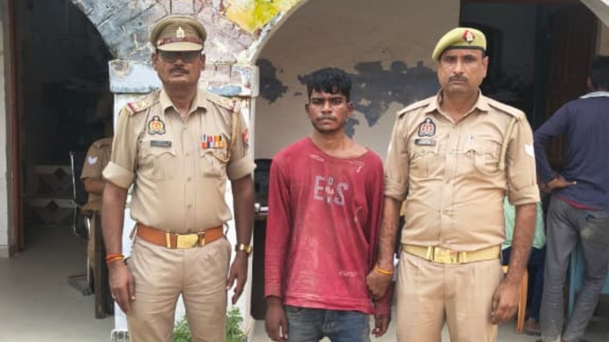 बदायूं हत्याकांड: मौके से पकड़ा गया था मुख्य आरोपी, पुलिस ने रेहड़िया तिराहे से दिखाई गिरफ्तारी