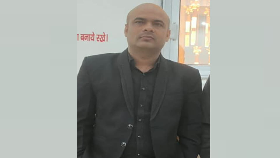 Kanpur: Bandhan Bank manager, a victim of fraud, takes his own life by hanging