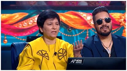 Falguni Pathak and mika Singh reached in Kaun Banega Crorepati 18 Amitabh Dialogue in Punjabi And Gujrati