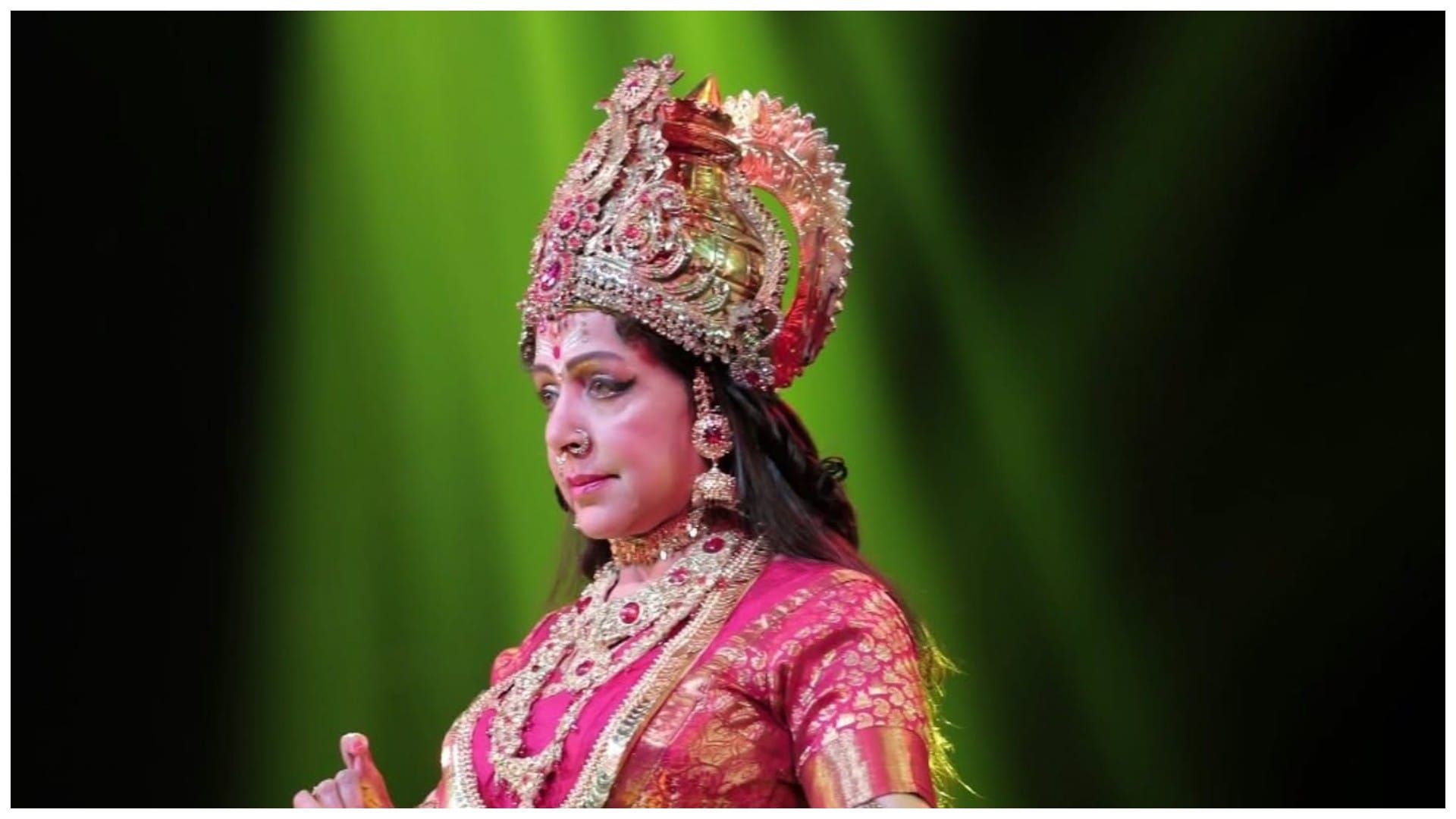 77 years ol Hema Malini turns Goddess Durga in Navratri ballet leaves fans amazed