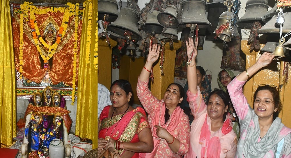 कानपुर बुद्धा देवी मंदिर: पांच पिंडियां मिलने से जुड़ा है इतिहास, आज भी चढ़ती हैं हरी सब्जियां, अनोखी परंपरा