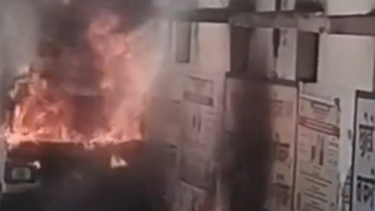 Harda: School Van Catches Fire While Refuelling with Domestic LPG, Shop Goods Also Destroyed