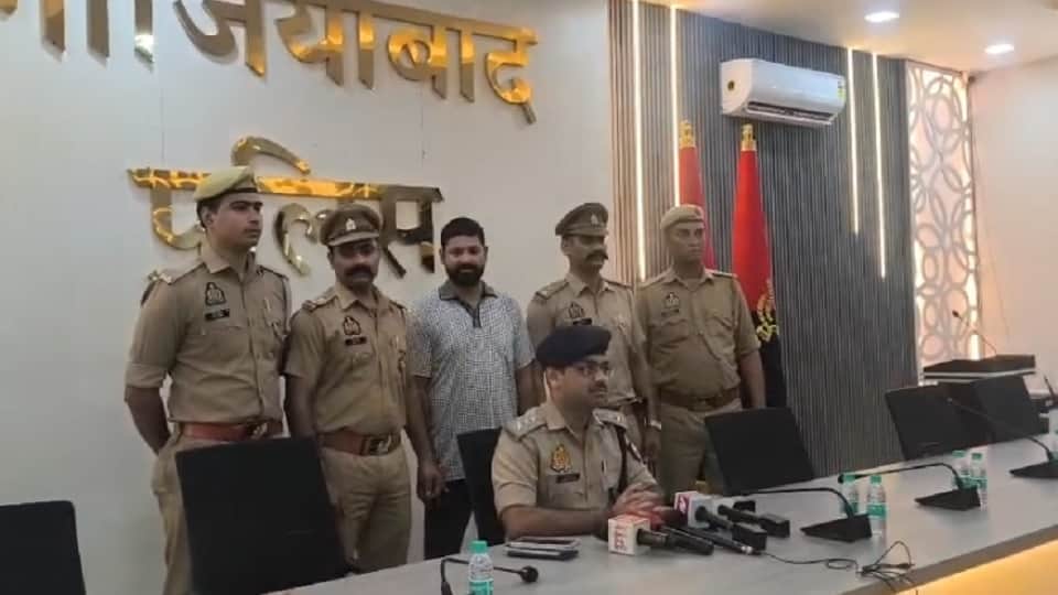 Police arrested the accused for vehicle theft