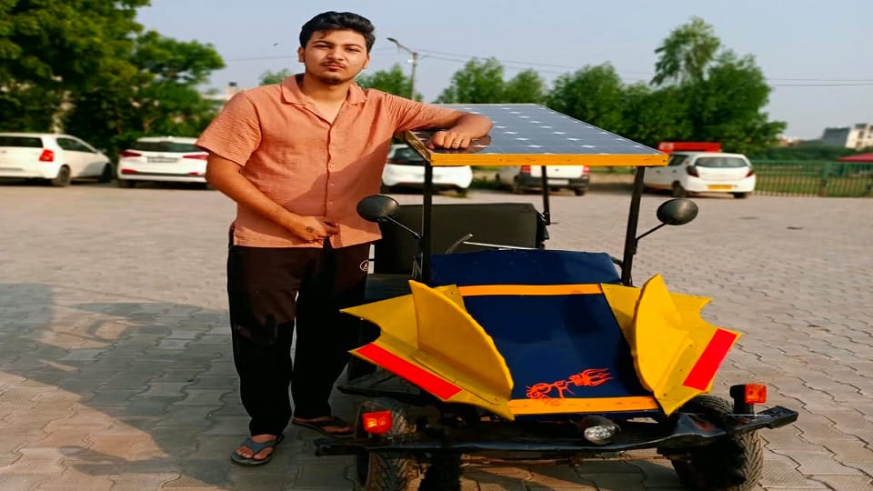 Young engineer Rahul from Champawat made a solar vehicle