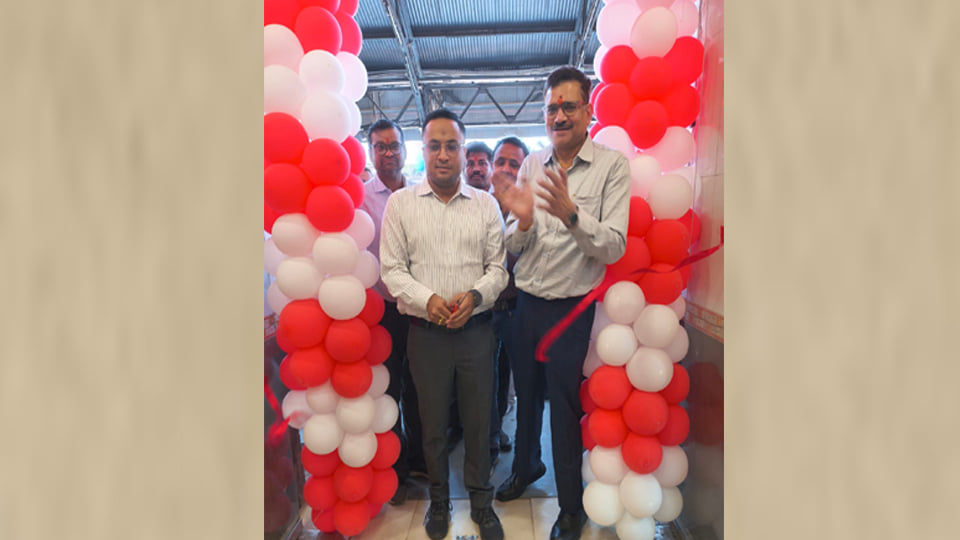 कानपुर: सेंट्रल स्टेशन पर वातानुकूलित वेटिंग रूम का शुभारंभ, यात्रियों को मिलेगी सुविधा