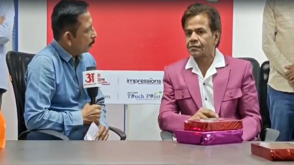 राजपाल यादव का खुलासा: बुंदेली बोली में जल्द बनाएंगे फिल्म, बोले-कॉलेज, कॉमेडी और मनोरंजन एक विज्ञान