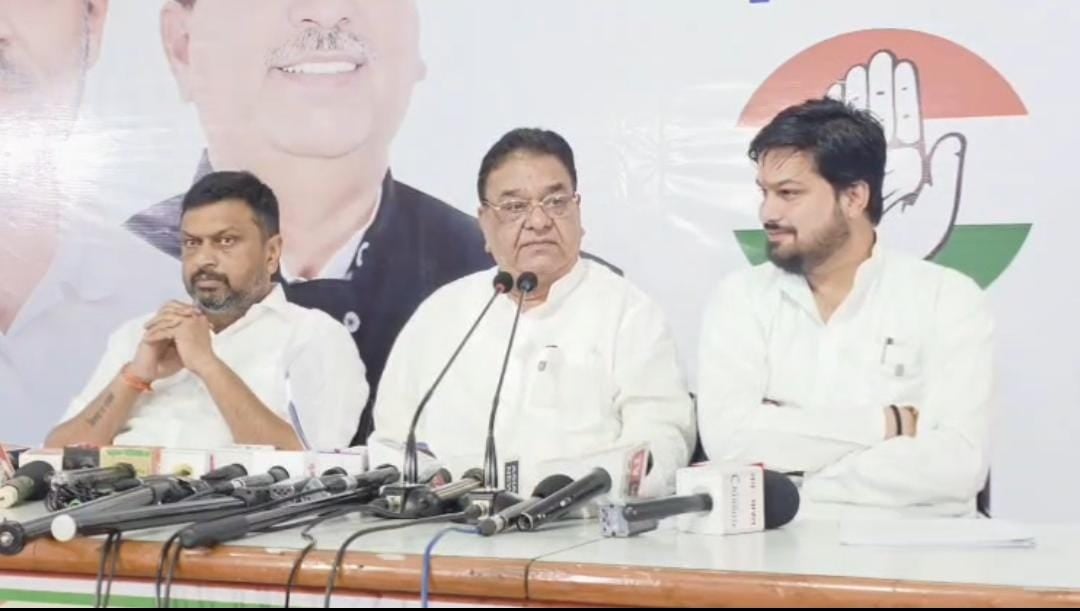 इन्वेस्टर समिट इंदौर: मॉल के नाम पर 51 एकड़ जमीन, न निवेश आया न नौकरियां मिलीं, कोर्ट जाएगी कांग्रेस