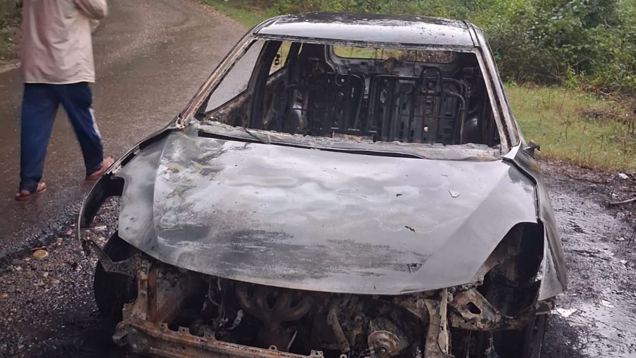 baleno car set on fire basun village lambagaon kangra